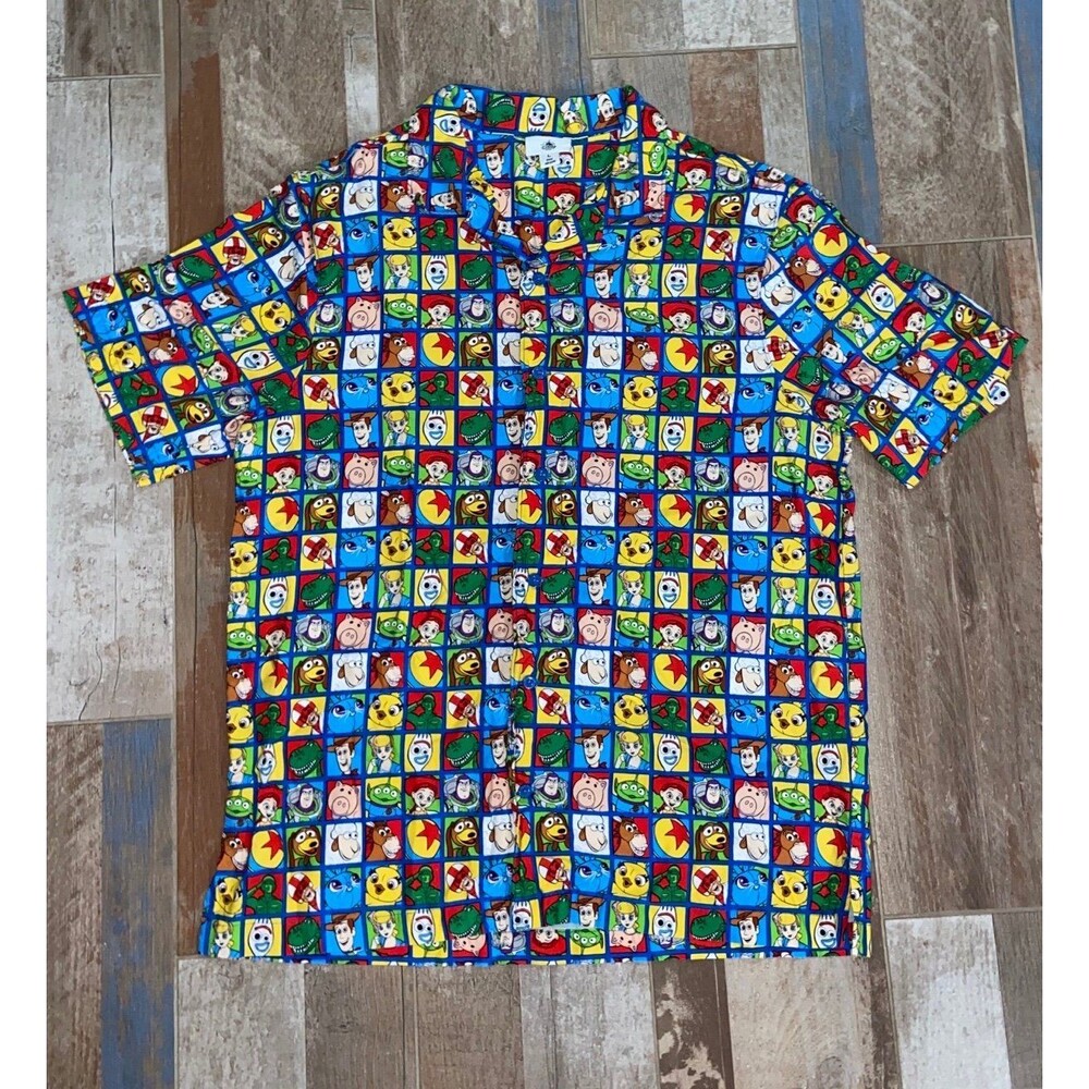 Disney Parks Toy Story 4 Men's Button Down Camp Hawaiian Shirt Large